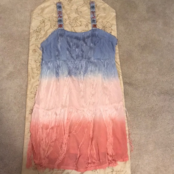 Dress - Picture 3 of 3